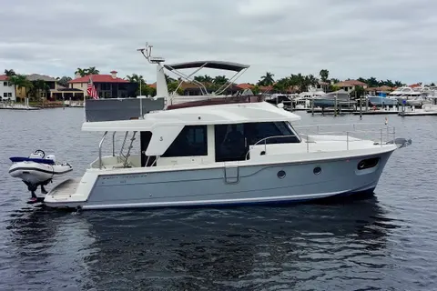 2022 Beneteau Swift Trawler 41 Fly, photo 1 in Palmetto, FL