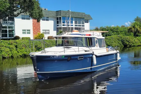 2020 Ranger Tugs R-23, photo 1 in Vero Beach, FL