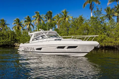 2022 Intrepid 438 Evolution, photo 1 in Miami, FL