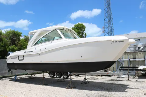 2016 World Cat 320 DC, photo 1 in Tavernier, FL
