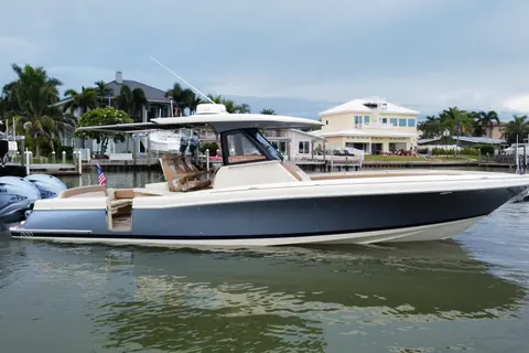 2019 Chris-Craft Catalina 34, photo 1 in Redington Beach, FL