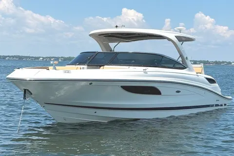 2016 Sea Ray SLX 350, photo 1 in Gulf Breeze, FL