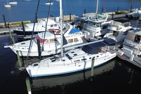 2009 Hunter 49, photo 1 in Palmetto, FL