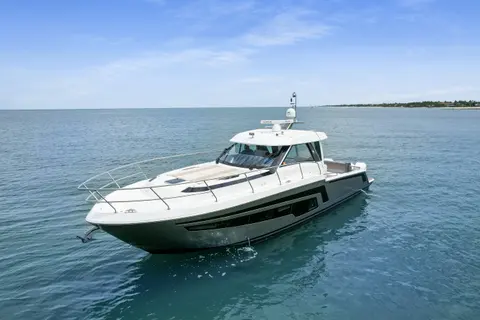 2021 Ocean Alexander 45 Divergence Coupe, photo 1 in Lighthouse Point, FL