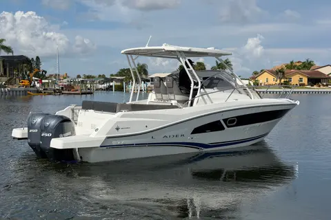 2021 Jeanneau Cap Camarat 9.0 WA, photo 1 in Apollo Beach, FL