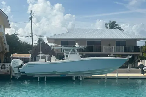 2017 Invincible 39 Open Fisherman, photo 1 in Marathon, FL