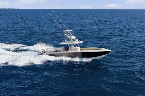 2013 Bahama 41, photo 1 in Stuart, FL