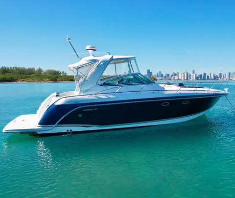 2006 Formula 40 Performance Cruiser, photo 1 in Miami, FL