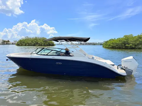 2027 Sea Ray SDX 270 Outboard, photo 1 in St Petersburg, FL