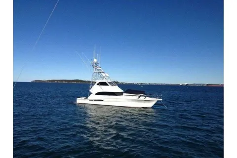 2004 Riviera 58 Enclosed Flybridge, photo 1 in West Park, FL