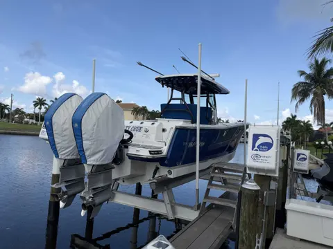 2023 Blackfin 302 DC, photo 1 in Punta Gorda, FL