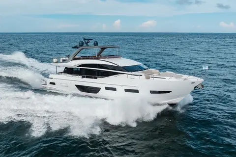 2021 Princess Y85, photo 1 in Miami Beach, FL