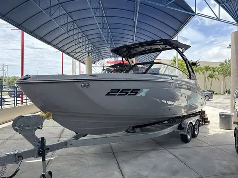 2026 Yamaha Boats 255XD, photo 1 in Deerfield Beach, FL