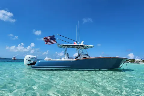 2019 Mag Bay 33 CC, photo 1 in Jupiter, FL