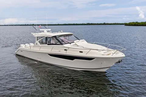2024 Pursuit OS 445 Offshore, photo 1 in Palm Beach Gardens, FL