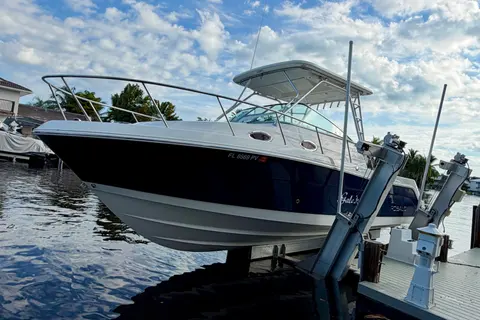 2014 Robalo R305 Walkaround, photo 1 in Fort Lauderdale, FL