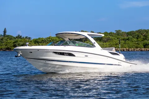 2016 Sea Ray SLX 350, photo 1 in Hypoluxo, FL