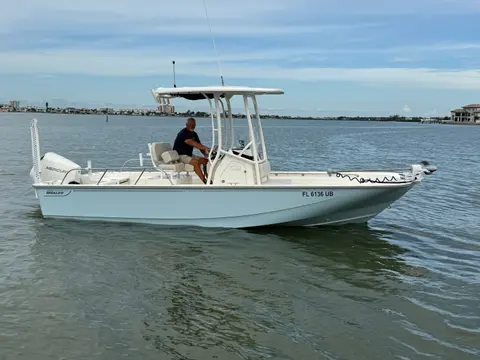 2025 Boston Whaler 210 Montauk, photo 1 in St Petersburg, FL