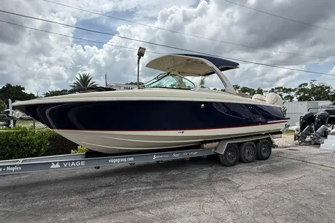 2027 Chris-Craft Launch 31 GT OB, photo 1 in Fort Myers, FL