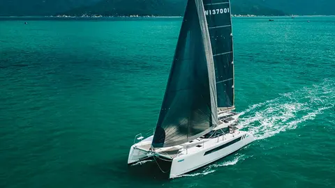 2027 Seawind 1370, photo 1 in Miami, FL