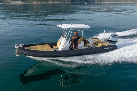 2027 Highfield Sport 800, photo 1 in Clearwater, FL