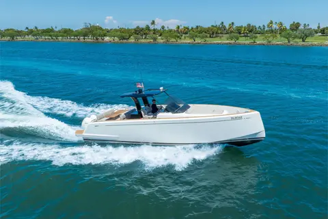 2020 Pardo Yachts 38, photo 1 in Aventura, FL