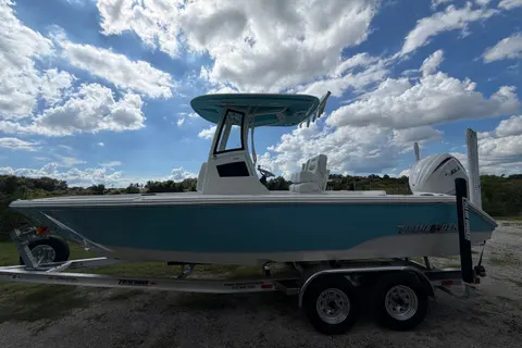 2027 Pathfinder 2400 Hybrid, photo 1 in Tampa, FL