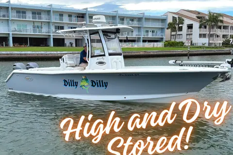 2017 Sea Hunt Gamefish 27, photo 1 in Tierra Verde, FL