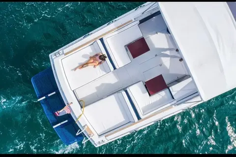 1984 Magnum 53 Sport, photo 1 in Fort Lauderdale, FL