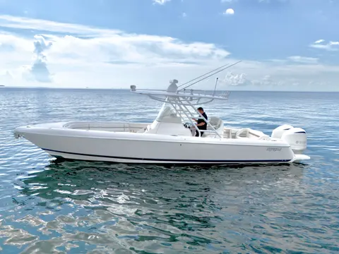2014 Intrepid 327 Center Console, photo 1 in Miami, FL
