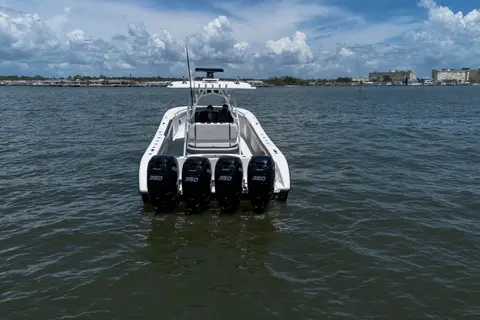 2015 Yellowfin 39 Offshore, photo 1 in Redington Shores, FL