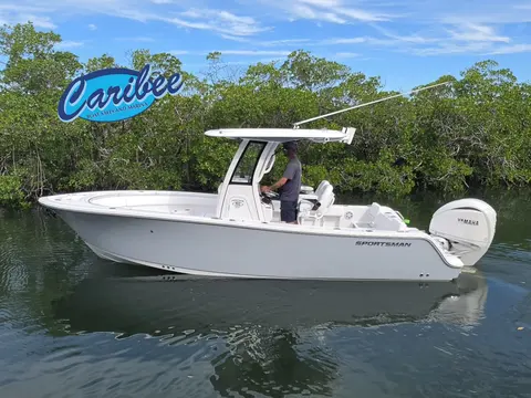 2027 Sportsman Heritage 231 Center Console, photo 1 in Islamorada, FL