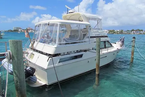 1992 Hatteras 40 Motor Yacht, photo 1 in Fort Lauderdale, FL