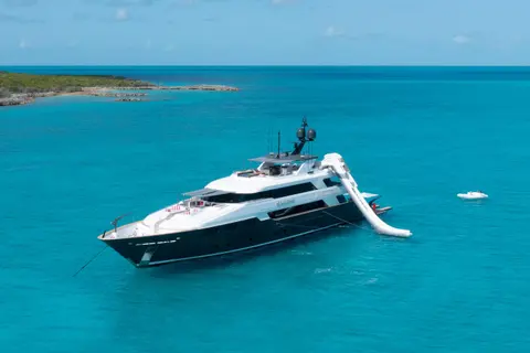 2000 Trinity Yachts Trinity 150, photo 1 in Fort Lauderdale, FL