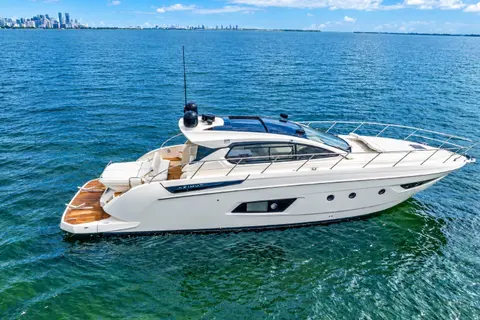 2015 Azimut Atlantis 50, photo 1 in Miami, FL
