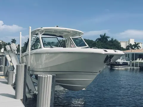 2022 Boston Whaler 320 Vantage, photo 1 in Delray Beach, FL
