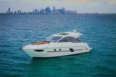 2015 Beneteau Gran Turismo 38, photo 1 in Miami, FL