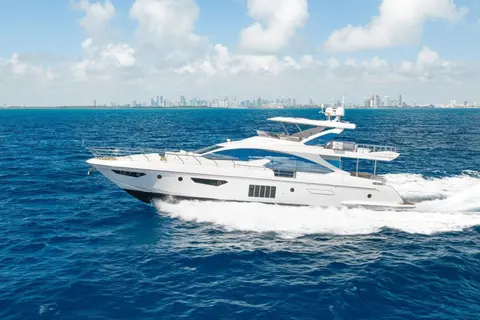 2015 Azimut 80, photo 1 in Miami Beach, FL