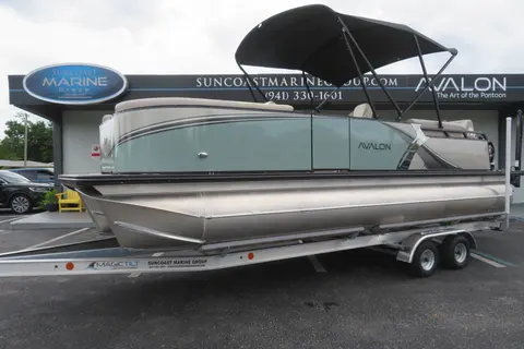 2027 Avalon 2385 LSZ Quad Lounge Shift | Yamaha VF200XB | Power-Pole, photo 1 in Sarasota, FL