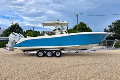 2011 Hydra-Sports 3400 CC, photo 1 in Key Largo, FL