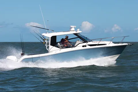 2020 Boston Whaler 325 Conquest, photo 1 in Pompano Beach, FL