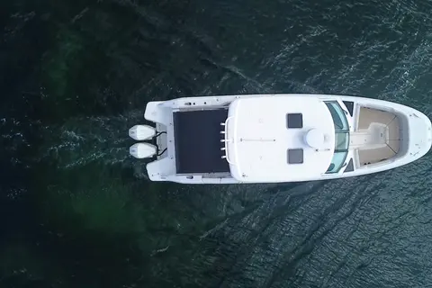 2021 Boston Whaler 320 Vantage, photo 1 in Miami Beach, FL