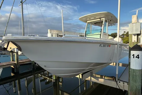 2020 Everglades 273 Center Console, photo 1 in Miami, FL