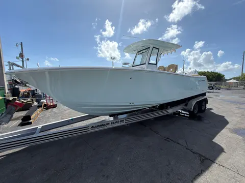 2027 Sportsman Heritage 261 Center Console, photo 1 in Miami, FL