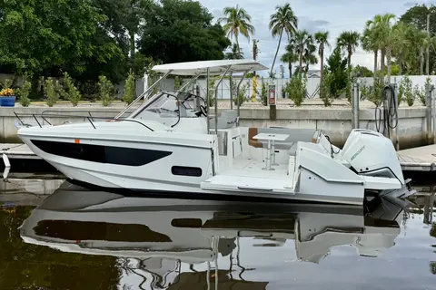 2024 Beneteau Flyer 9 SUNdeck, photo 1 in Naples, FL