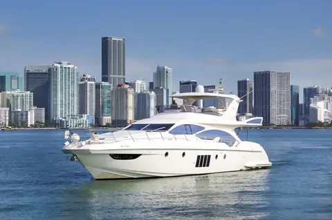 2011 Azimut 70, photo 1 in Miami, FL