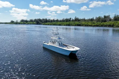 2020 Tideline 365 Offshore, photo 1 in Vero Beach, FL