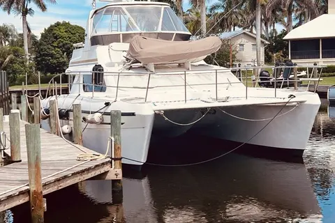 2007 Africat 420 POWERCAT, photo 1 in Fort Lauderdale, FL