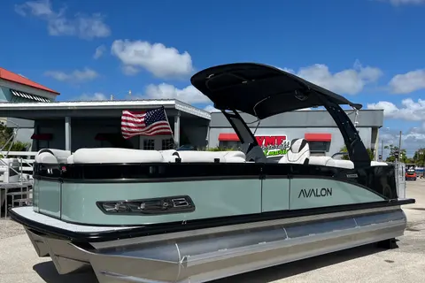 2027 Avalon 2385 Catalina Quad Lounger, Tri Toon High Performance, photo 1 in Cape Coral, FL