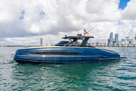 2020 Marquis M42, photo 1 in Miami Beach, FL